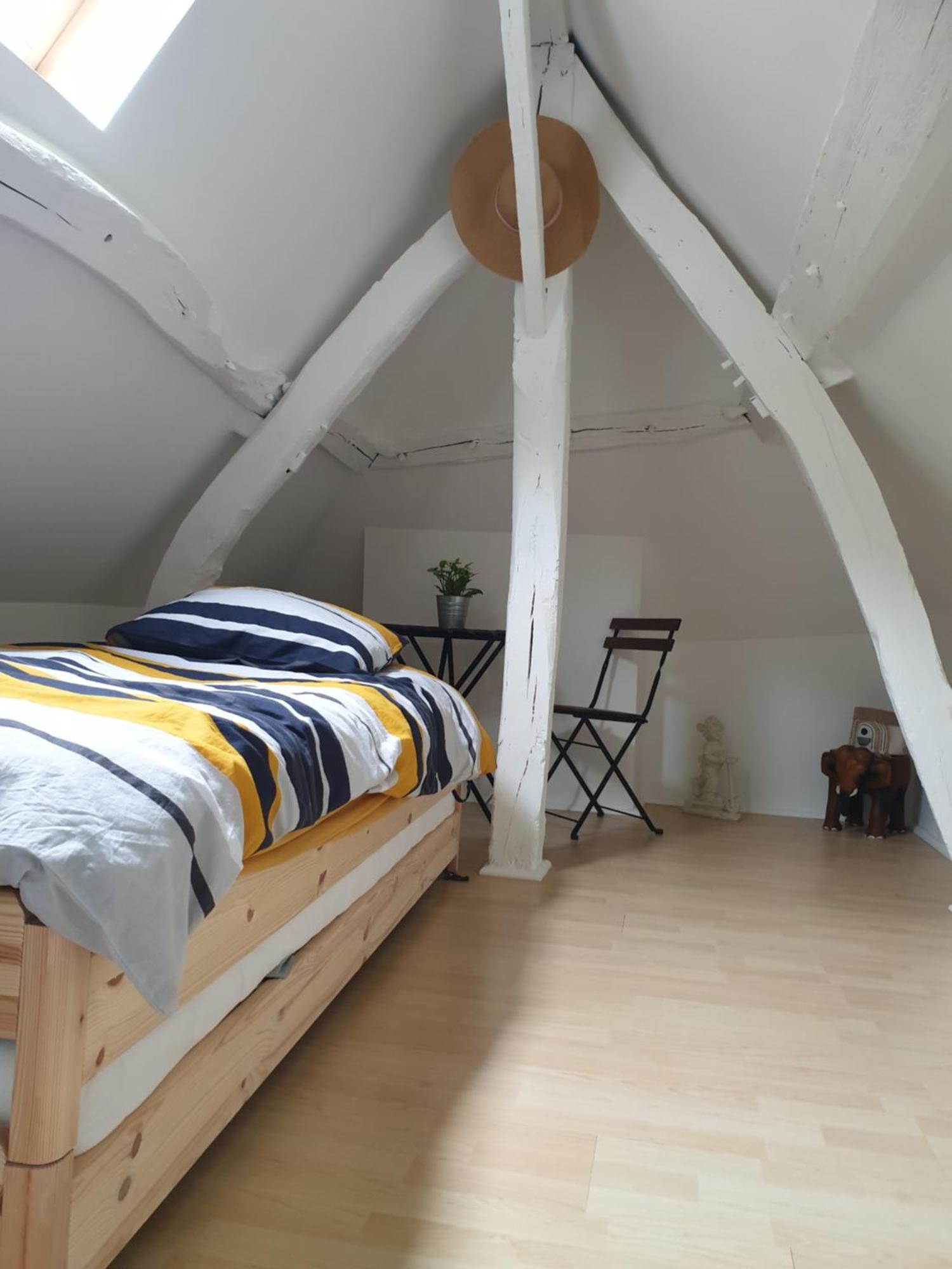 Chambre Privee Dans Petite Maison Typique Montivilliers Exterior photo